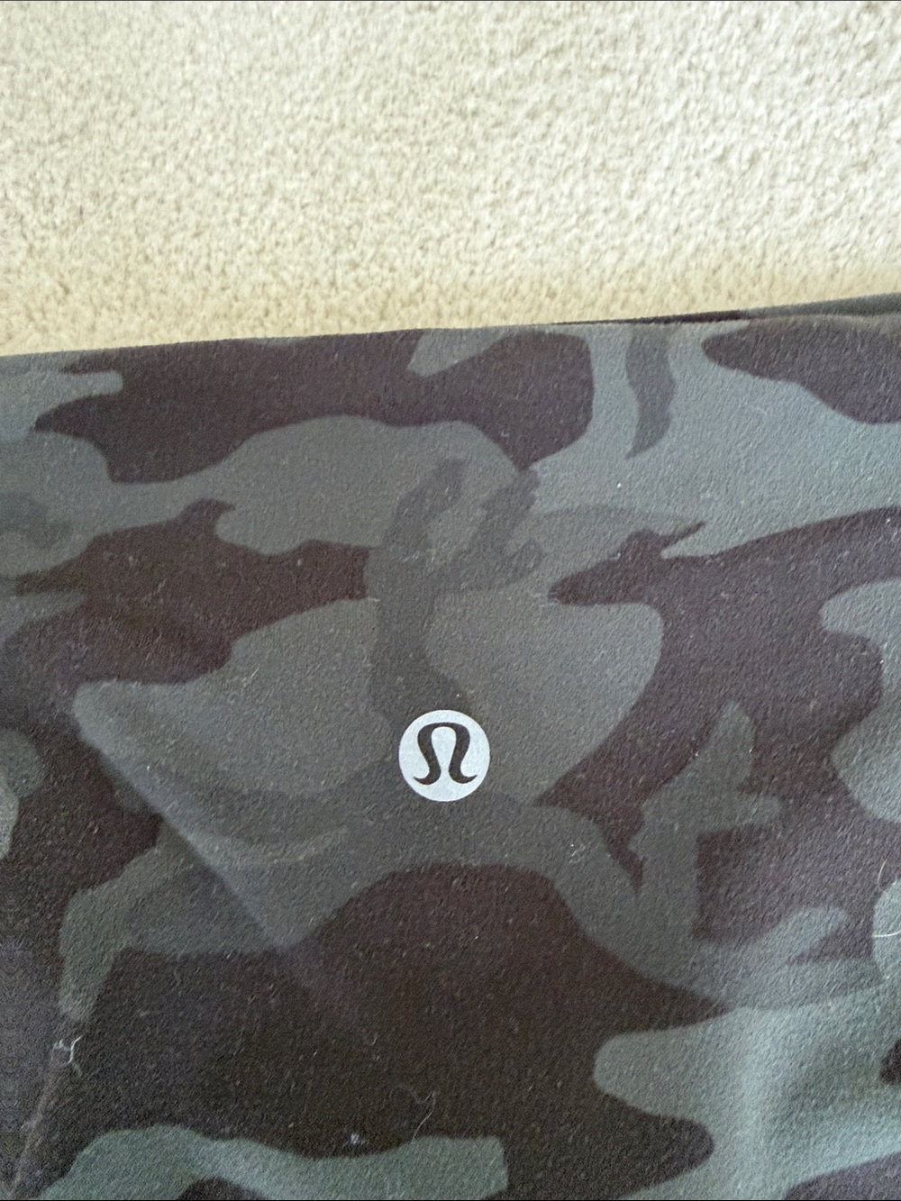 Lululemon Align High-Rise Camo Leggings - Black/army green - Picture 3 of 6